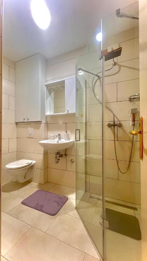 Apartments Neven 오미스 외부 사진