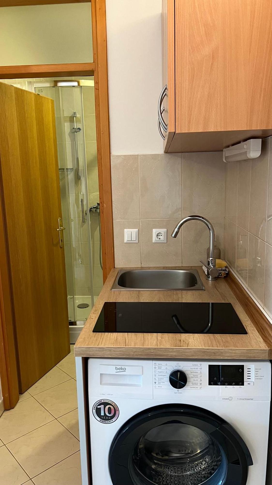 Apartments Neven 오미스 외부 사진
